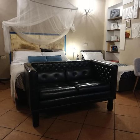 Apartments Campo De Fiori โรม ภายนอก รูปภาพ
