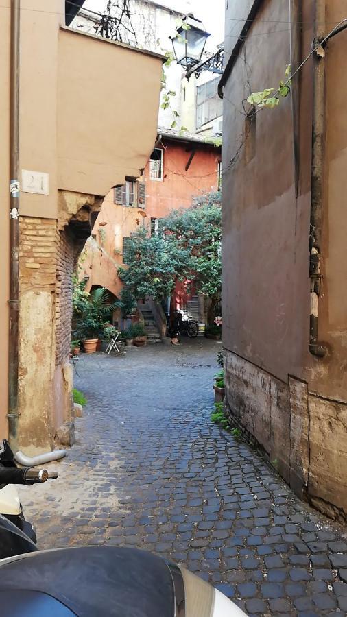 Apartments Campo De Fiori โรม ภายนอก รูปภาพ