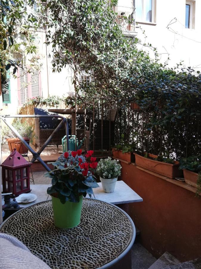 Apartments Campo De Fiori โรม ภายนอก รูปภาพ