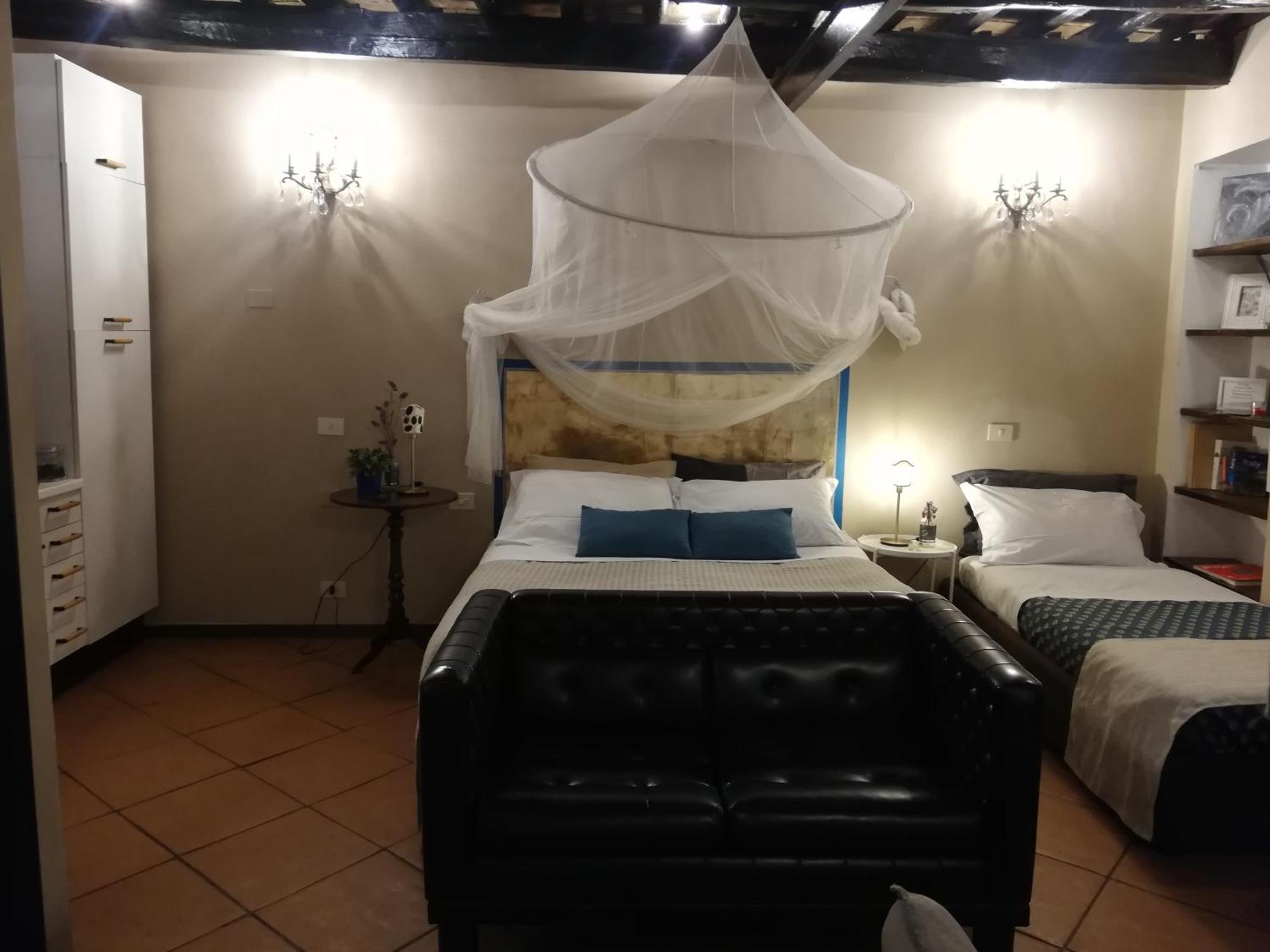 Apartments Campo De Fiori โรม ภายนอก รูปภาพ