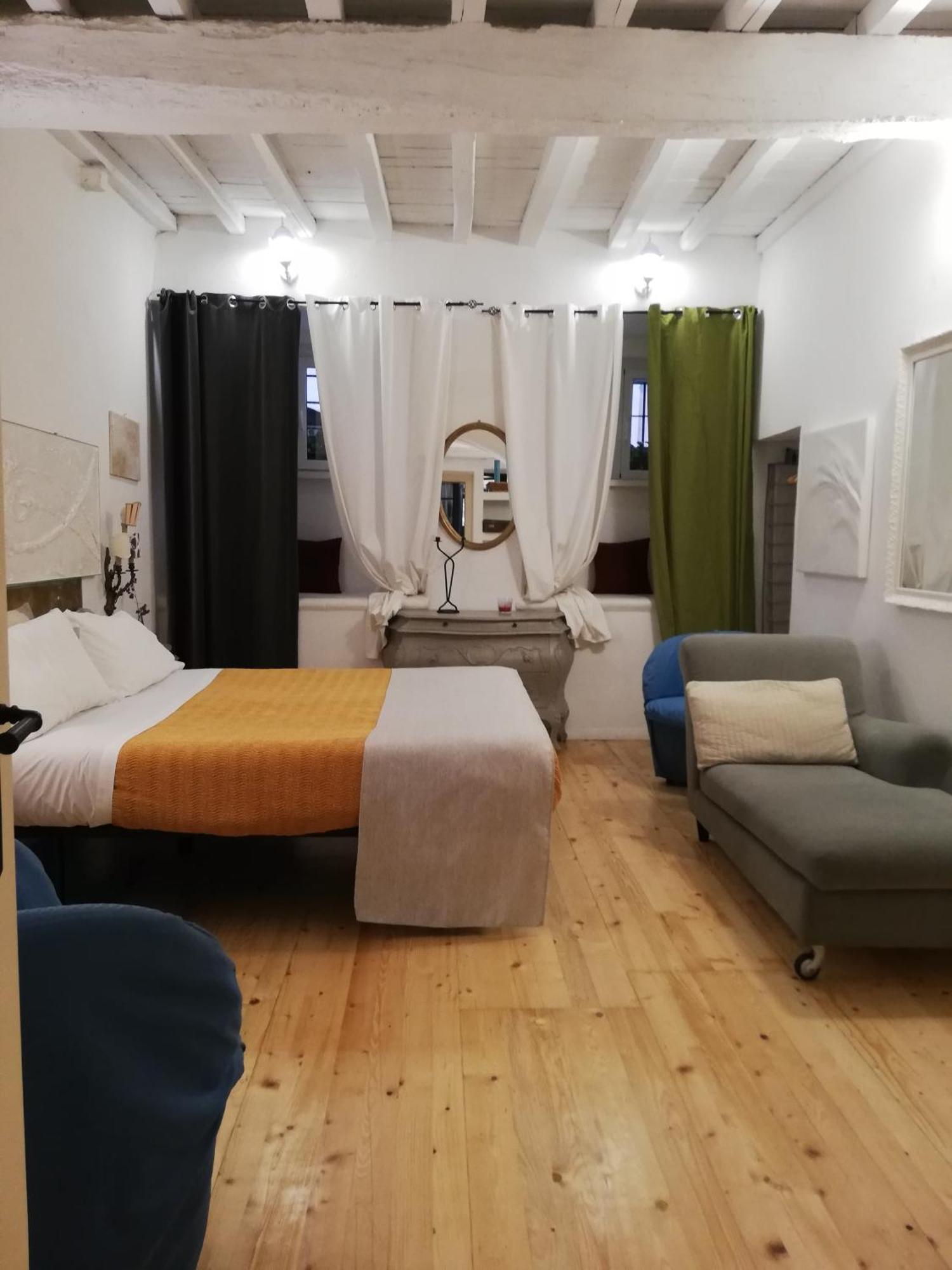Apartments Campo De Fiori โรม ภายนอก รูปภาพ